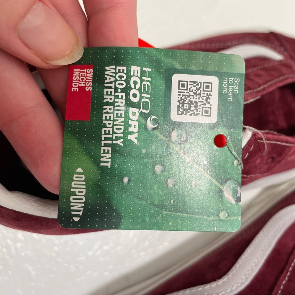 Vans Suede Sneakers in Burgundy and White never worn - Picture 13 of 13